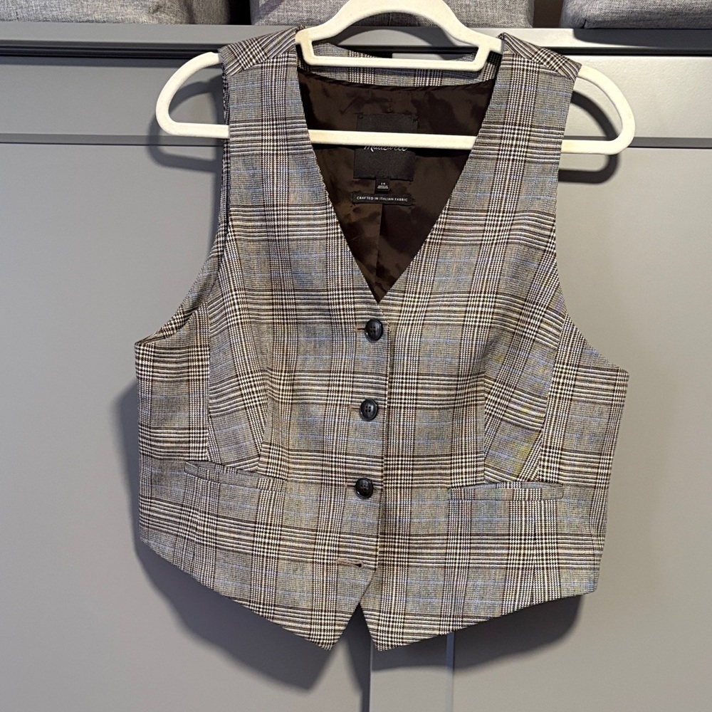 Madewell Plaid Button-Up Vest
